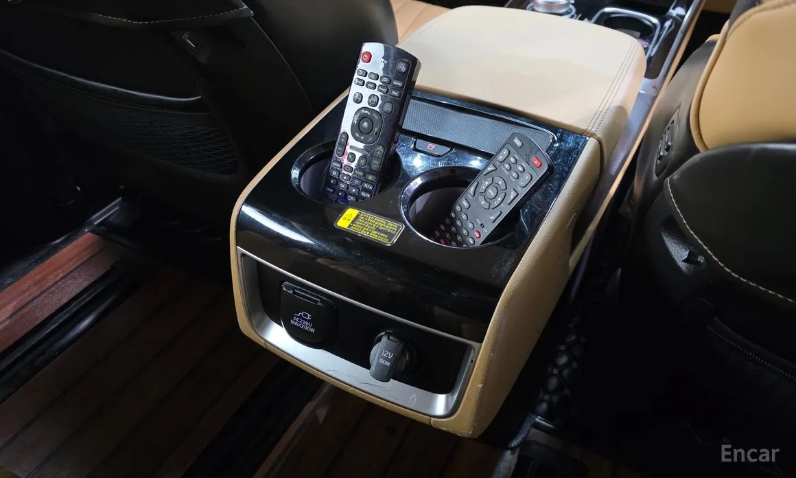 Фото 16 - Kia Carnival