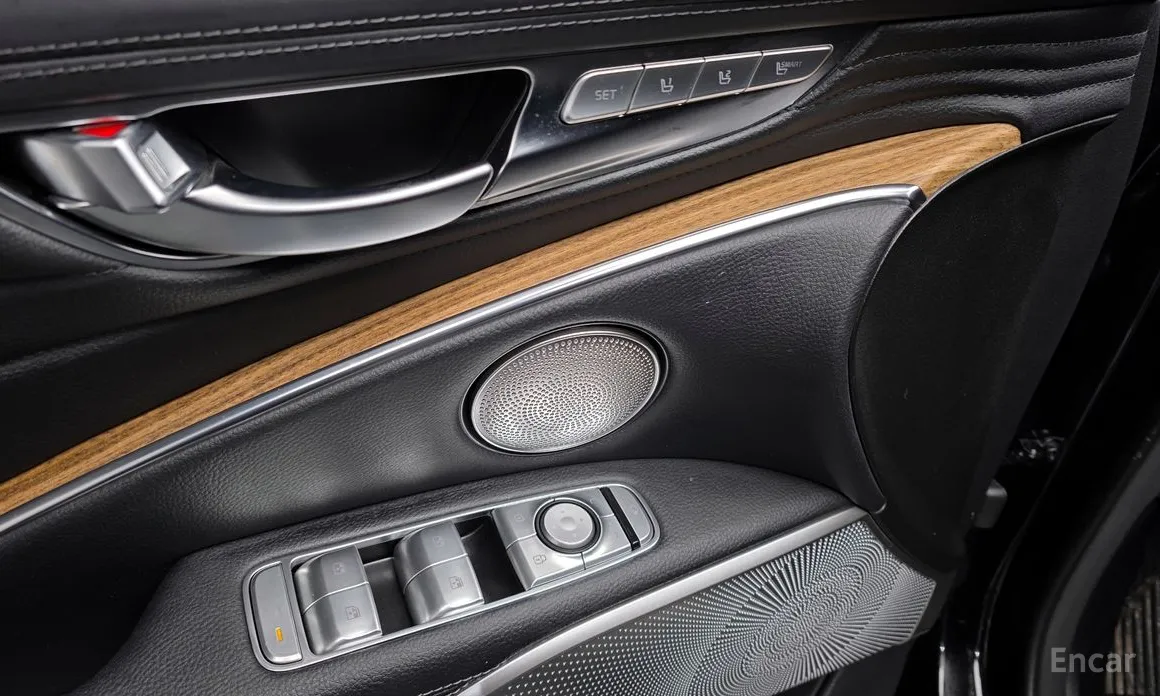 Фото 14 - Kia K9