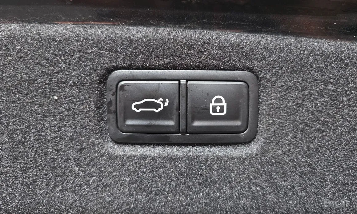 Фото 20 - Kia K9