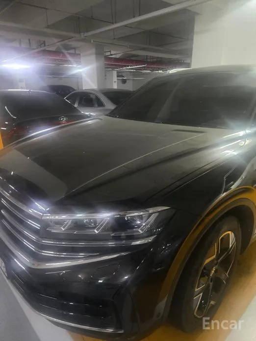 Фото 17 - Volkswagen Touareg