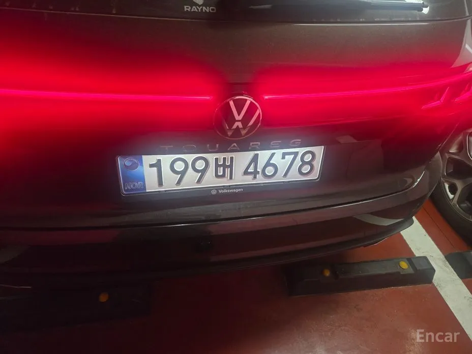 Фото 4 - Volkswagen Touareg