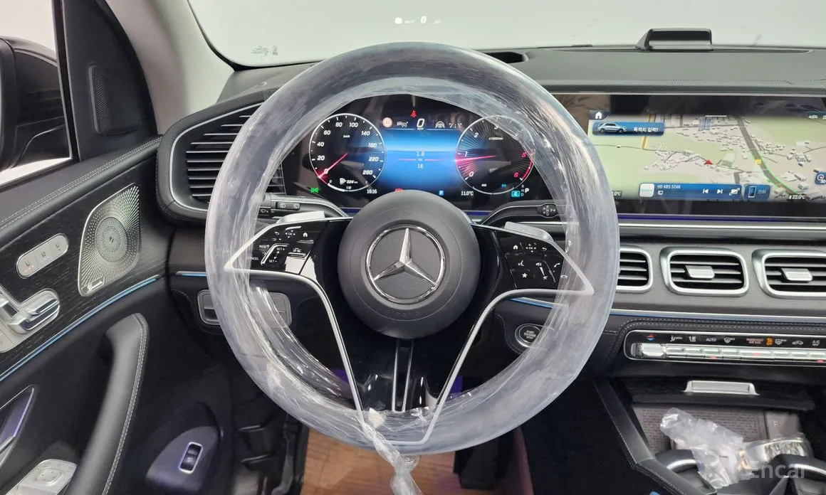 Фото 13 - Mercedes-Benz GLE-Class