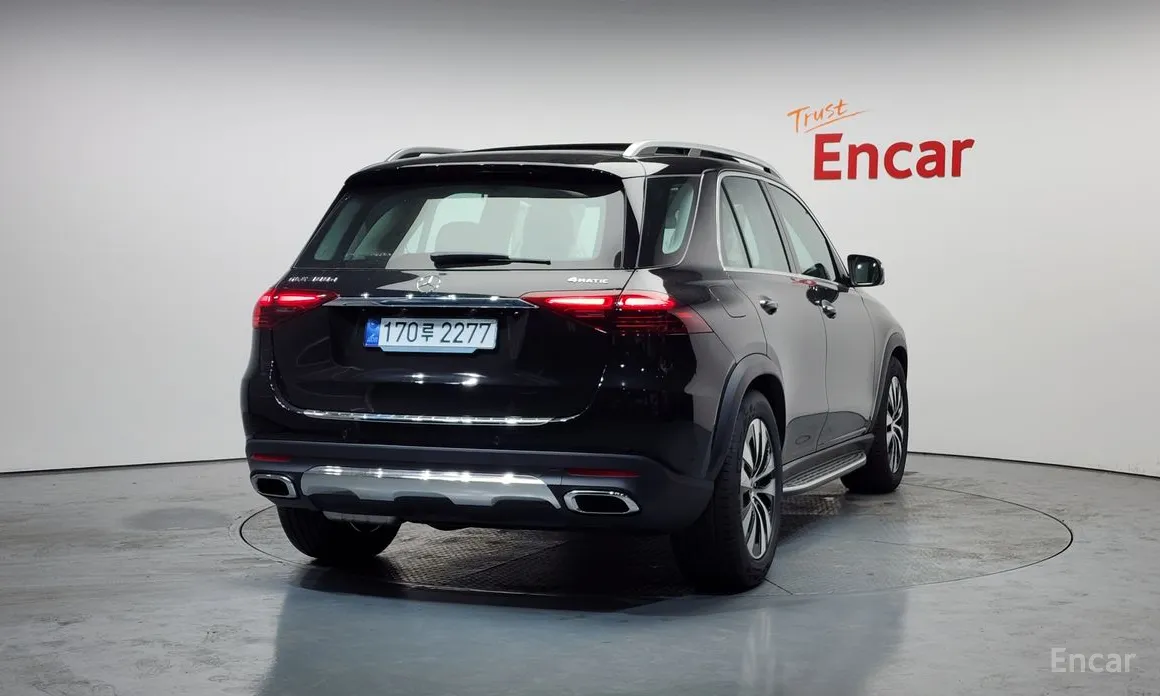 Фото 4 - Mercedes-Benz GLE-Class