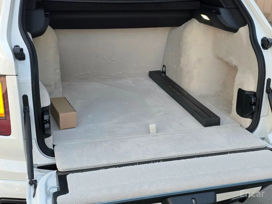 Фото 18 - Rolls-Royce Cullinan