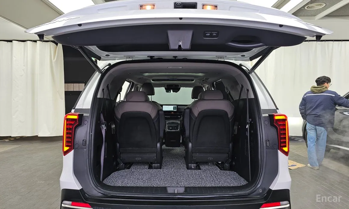 Фото 20 - Kia Carnival