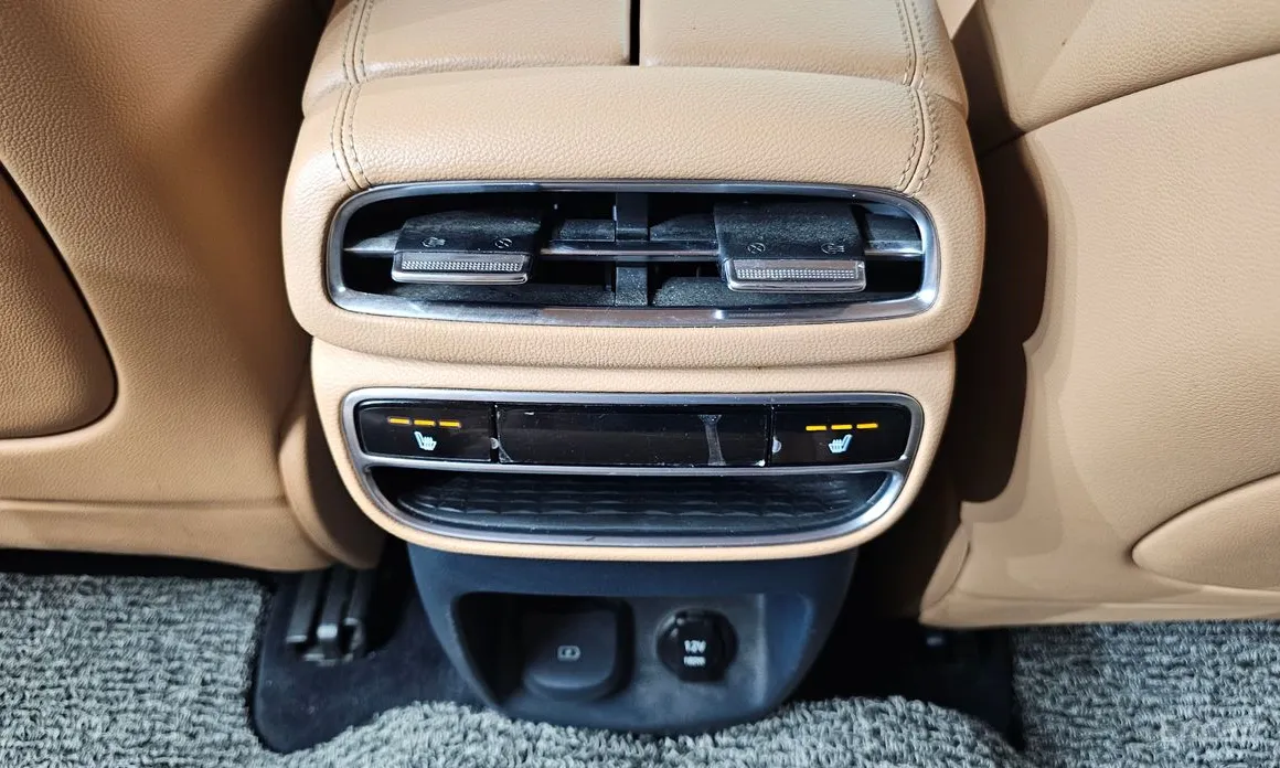 Фото 19 - Genesis GV80