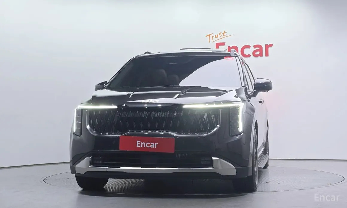 Photo 3 - Kia Carnival