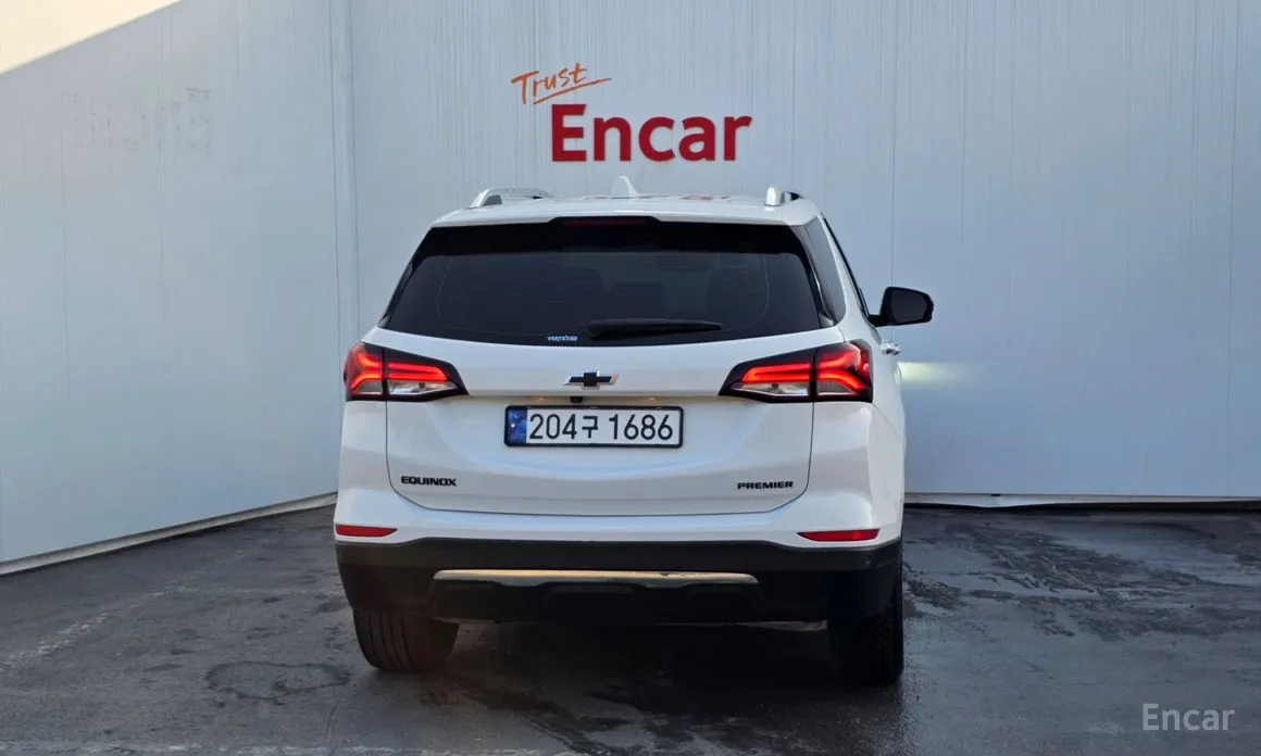 Фото 4 - Chevrolet Equinox