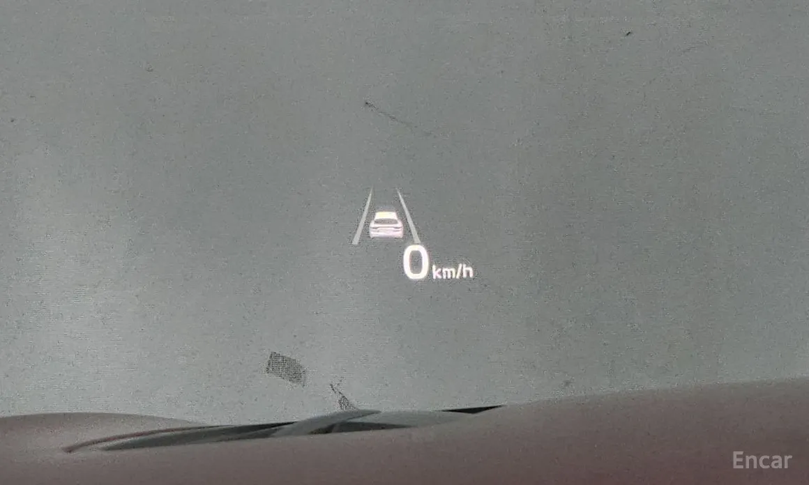 Фото 17 - Kia Stinger