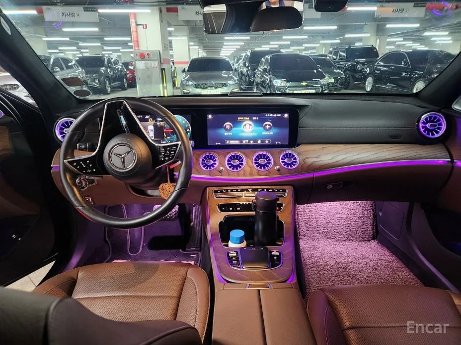 Фото 4 - Mercedes-Benz E-Class