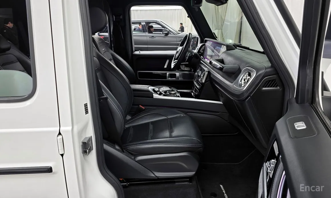 Фото 11 - Mercedes-Benz G-Class