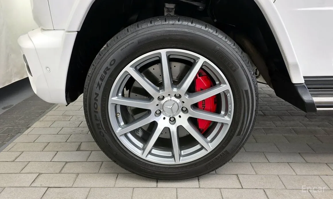 Фото 5 - Mercedes-Benz G-Class