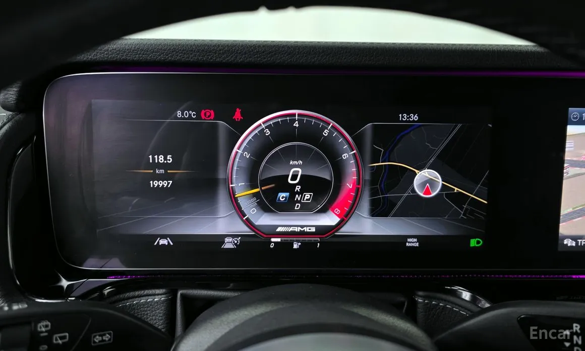 Фото 8 - Mercedes-Benz G-Class