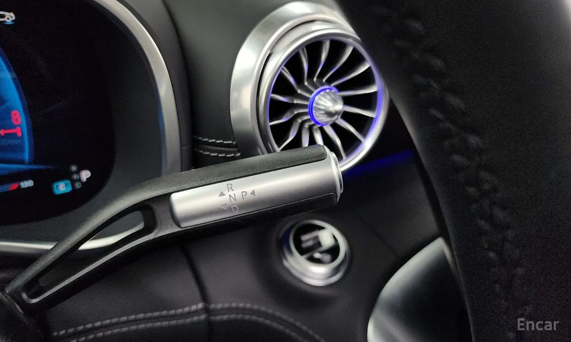 Фото 9 - Mercedes-Benz SL-Class