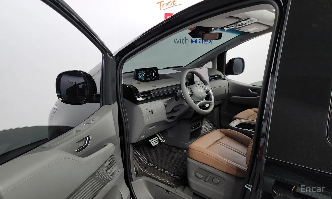 Фото 11 - Hyundai Staria