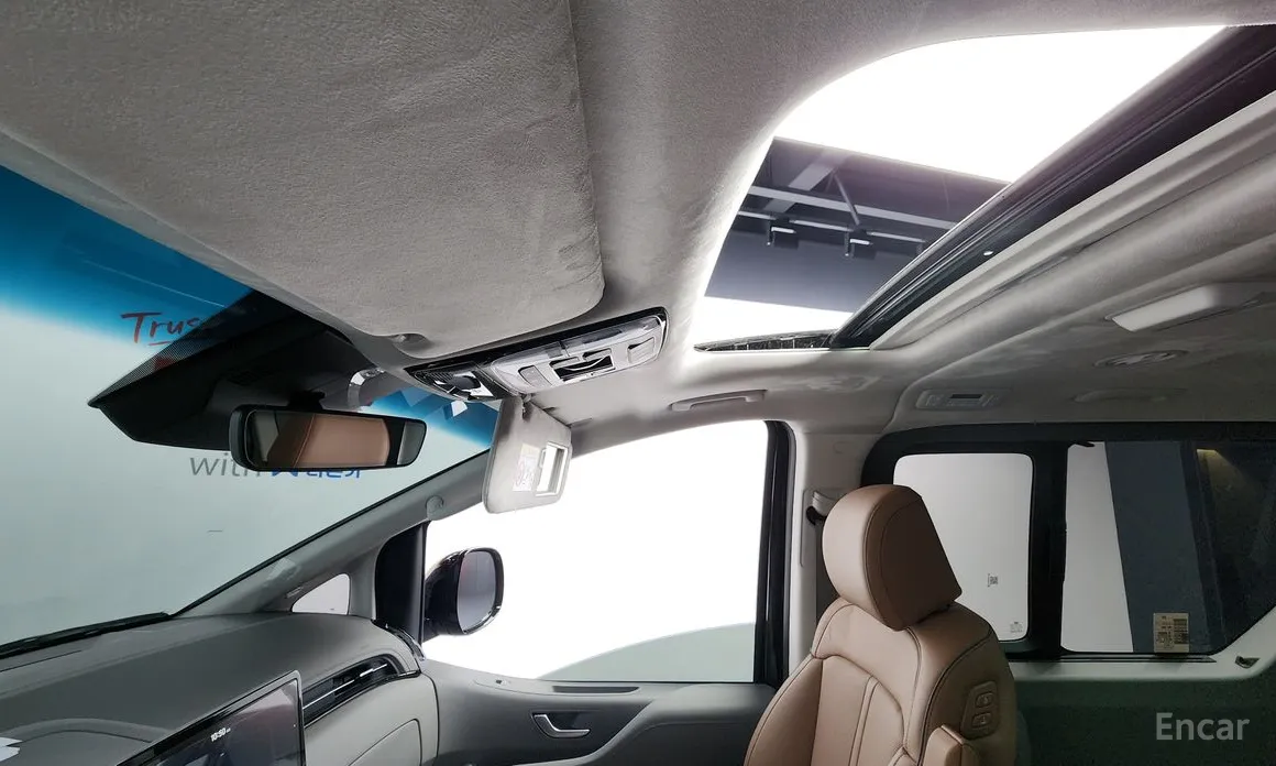 Фото 17 - Hyundai Staria