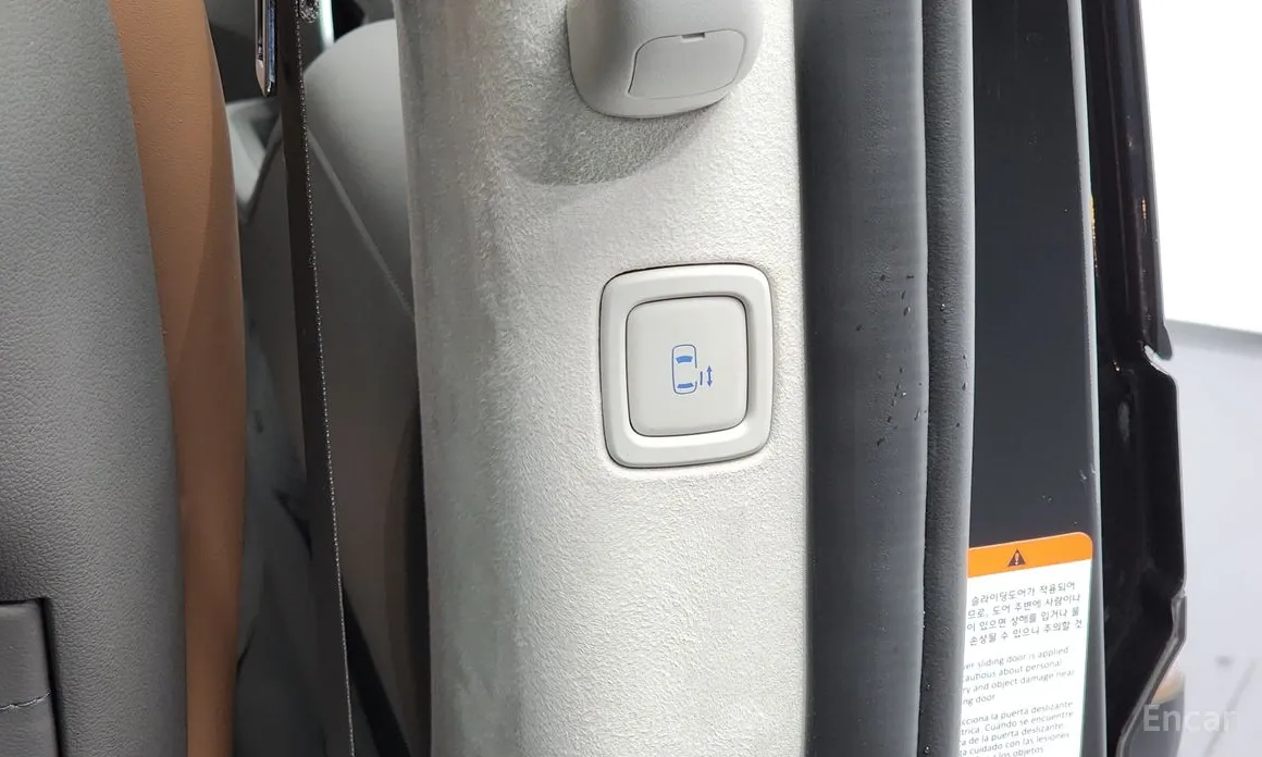 Фото 19 - Hyundai Staria