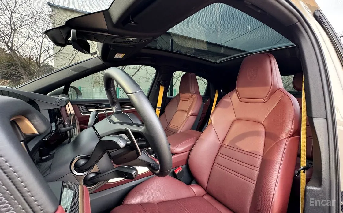 Фото 11 - Porsche Cayenne