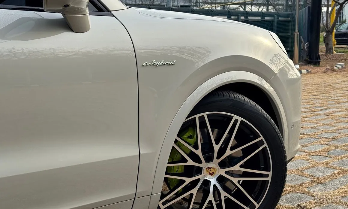 Фото 5 - Porsche Cayenne