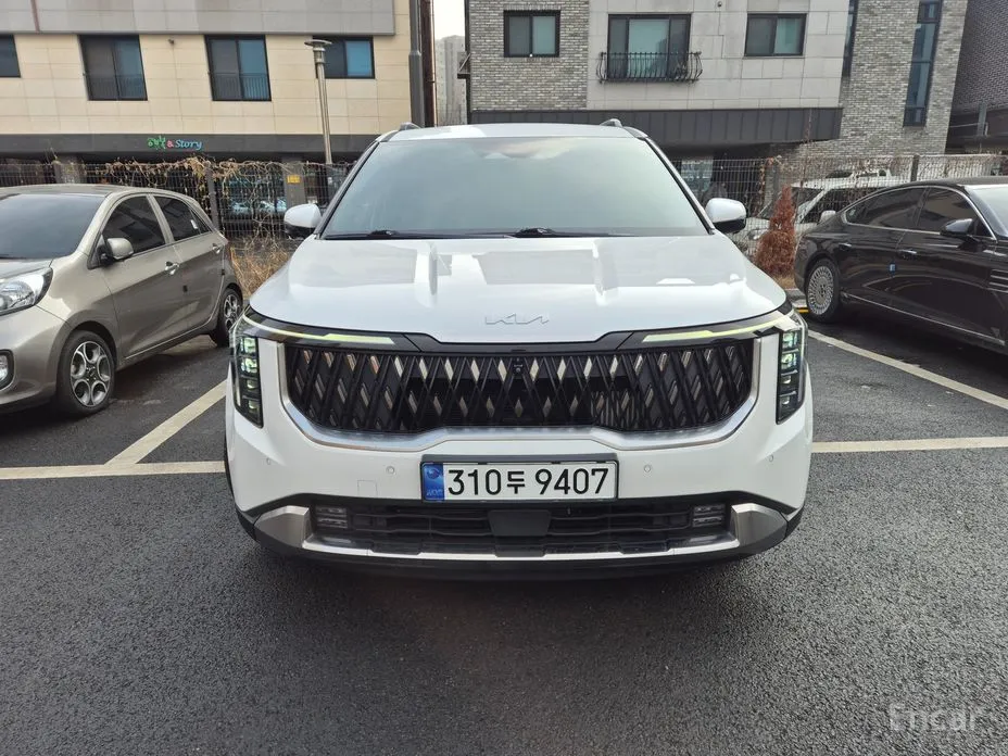 Фото 2 - Kia Carnival