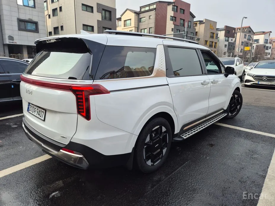 Фото 4 - Kia Carnival