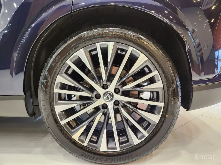 Фото 6 - Lexus RX