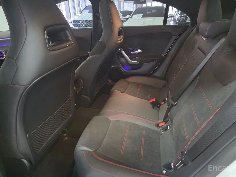 Фото 10 - Mercedes-Benz CLA-Class