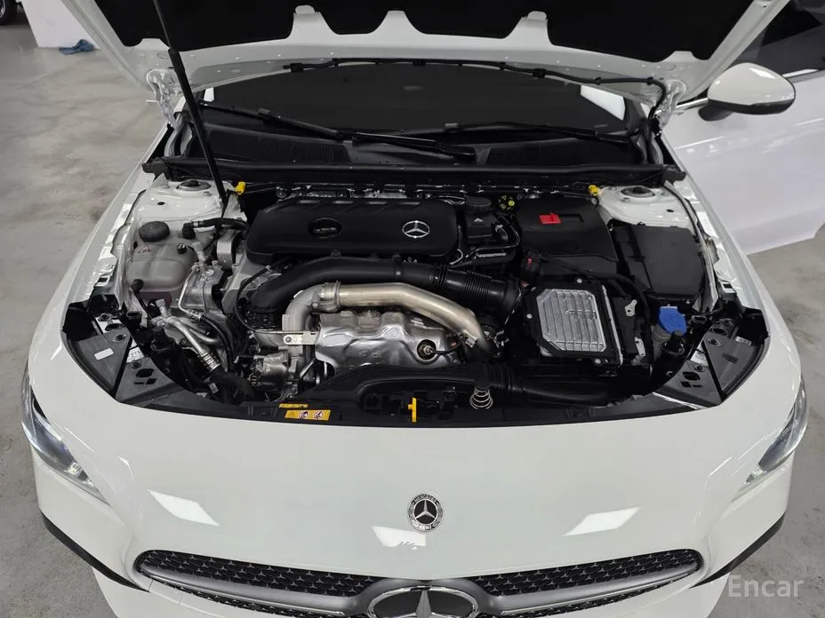 Фото 6 - Mercedes-Benz CLA-Class