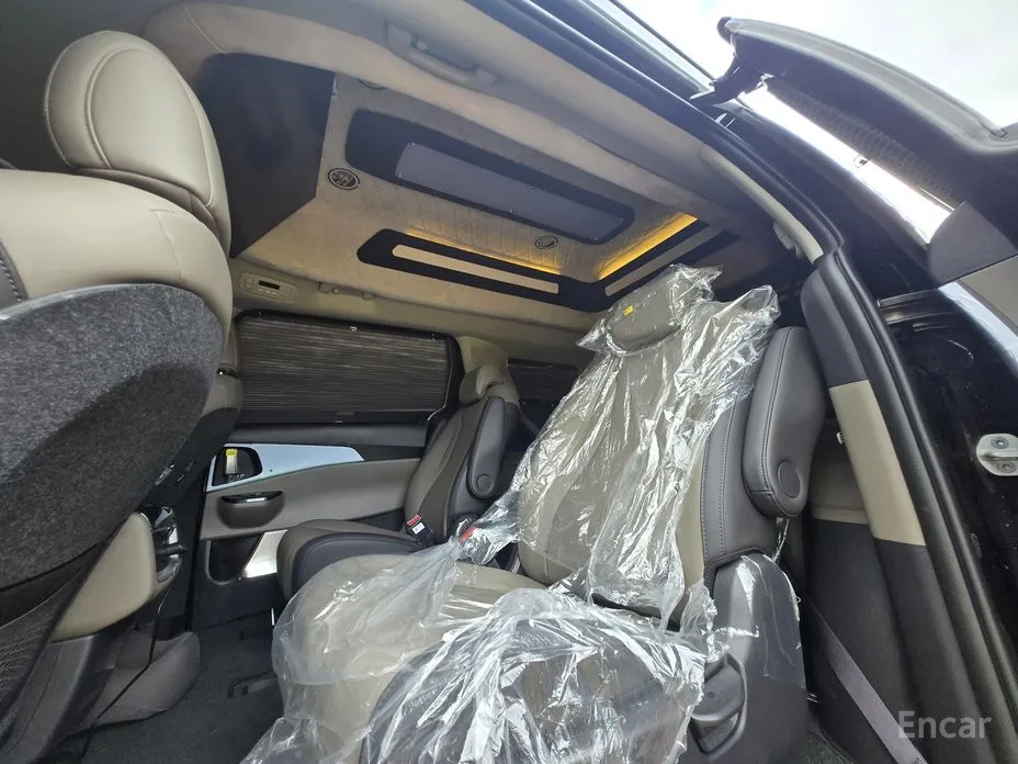 Фото 10 - Kia Carnival