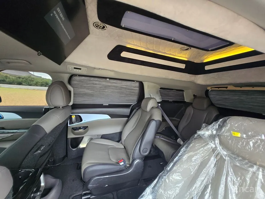 Фото 11 - Kia Carnival