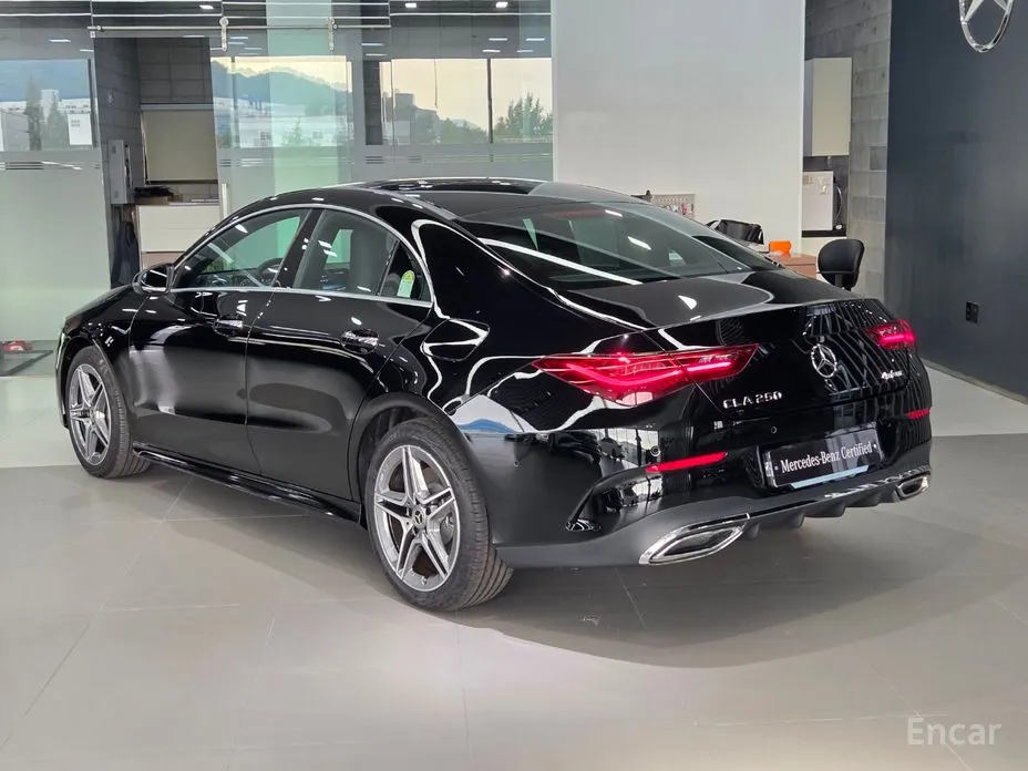 Фото 2 - Mercedes-Benz CLA-Class