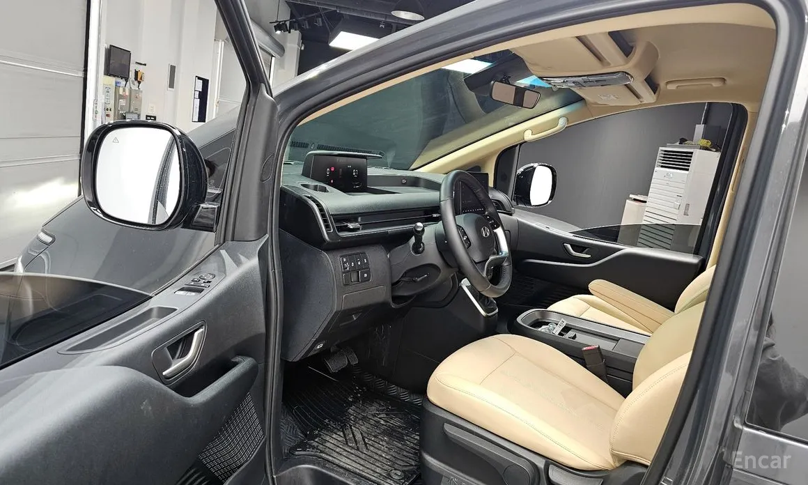 Фото 10 - Hyundai Staria