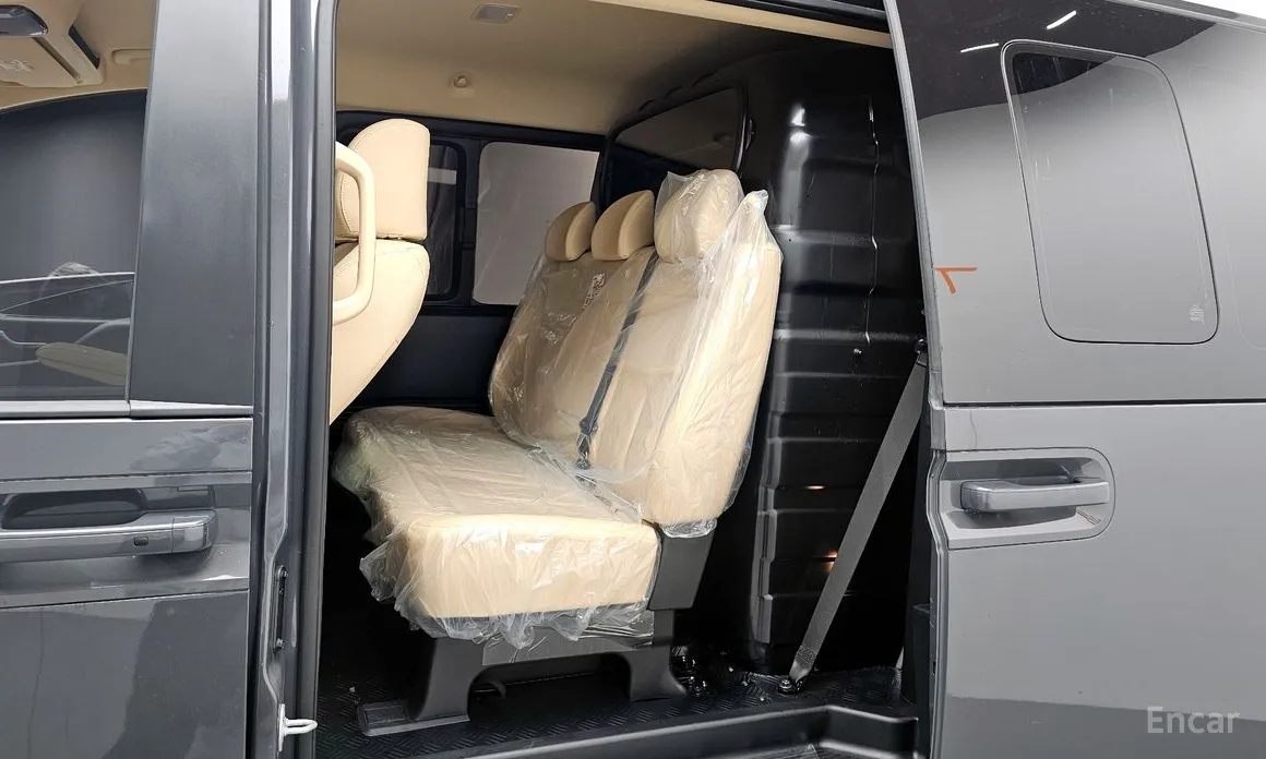 Фото 11 - Hyundai Staria