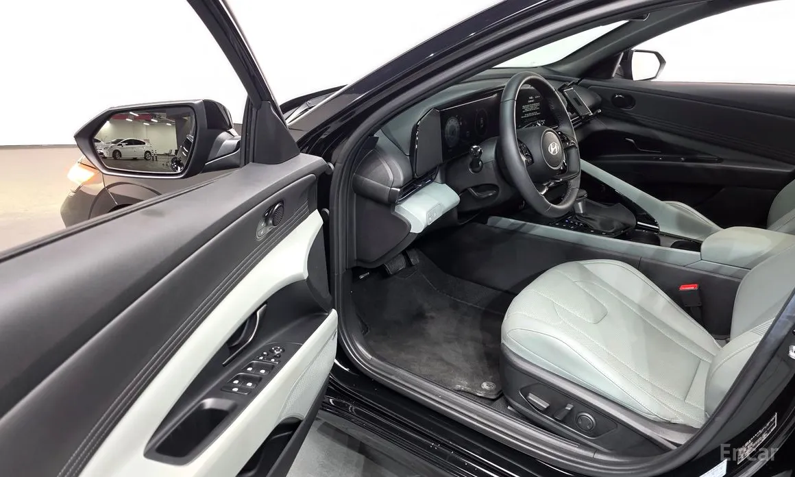 Photo 11 - Hyundai Avante