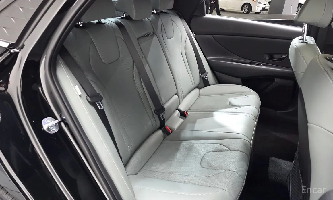 Photo 12 - Hyundai Avante