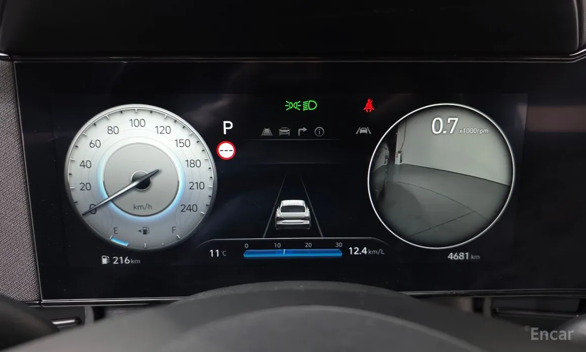 Photo 8 - Hyundai Avante