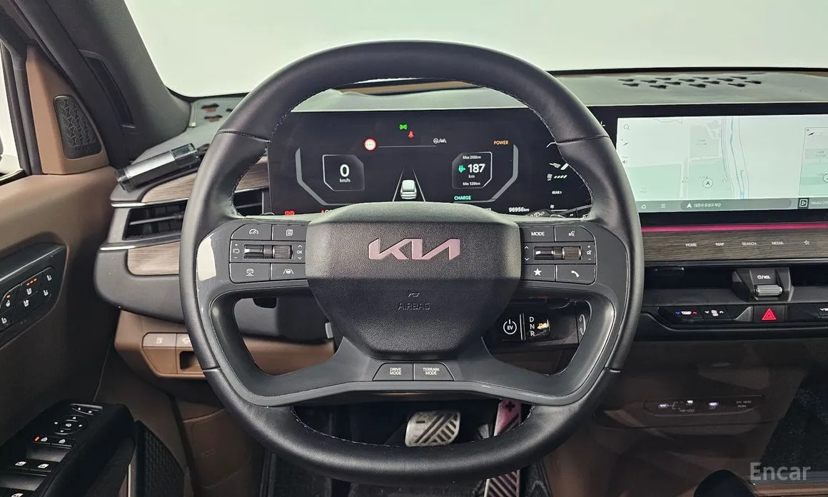 Фото 16 - Kia EV9