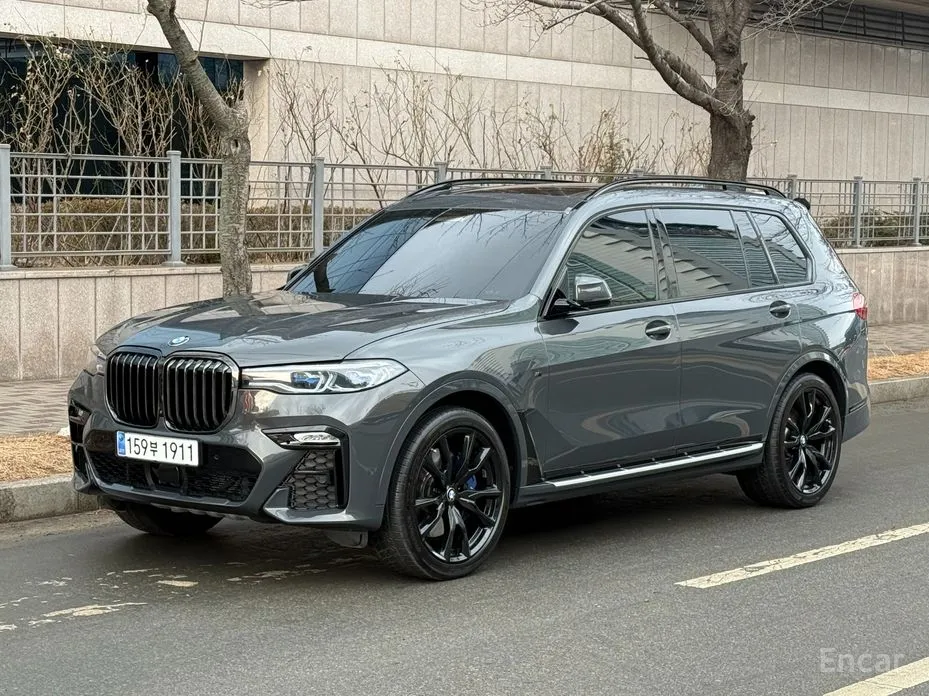 Фото 2 - BMW X7