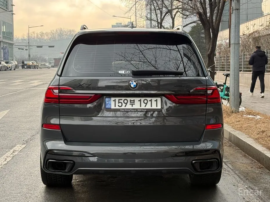 Фото 6 - BMW X7