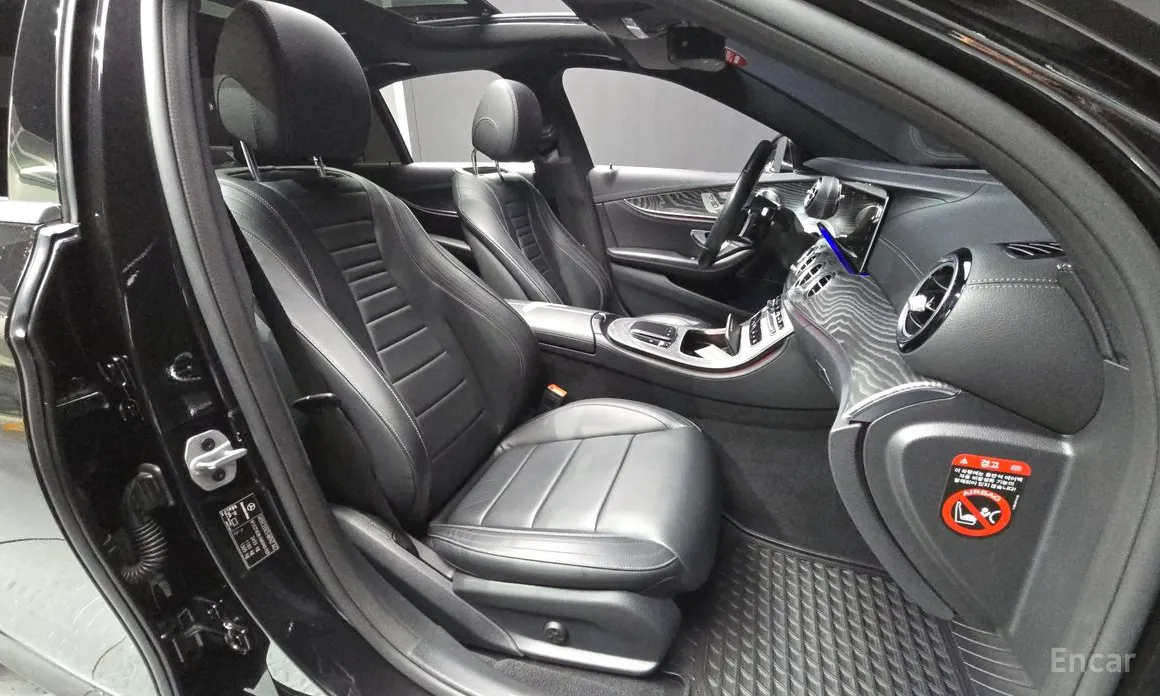 Фото 11 - Mercedes-Benz E-Class