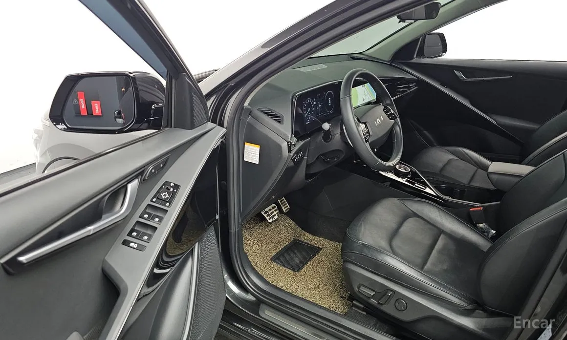 Фото 10 - Kia Niro