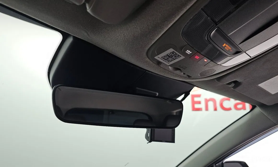 Фото 16 - Kia Niro