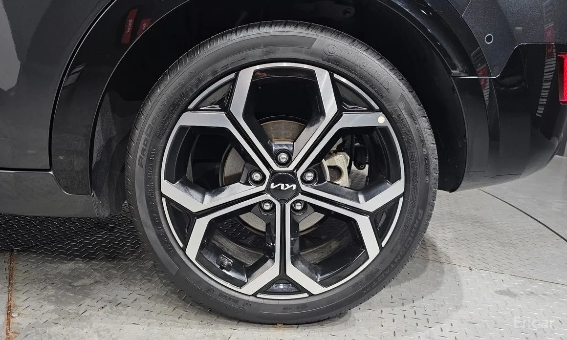 Фото 5 - Kia Niro