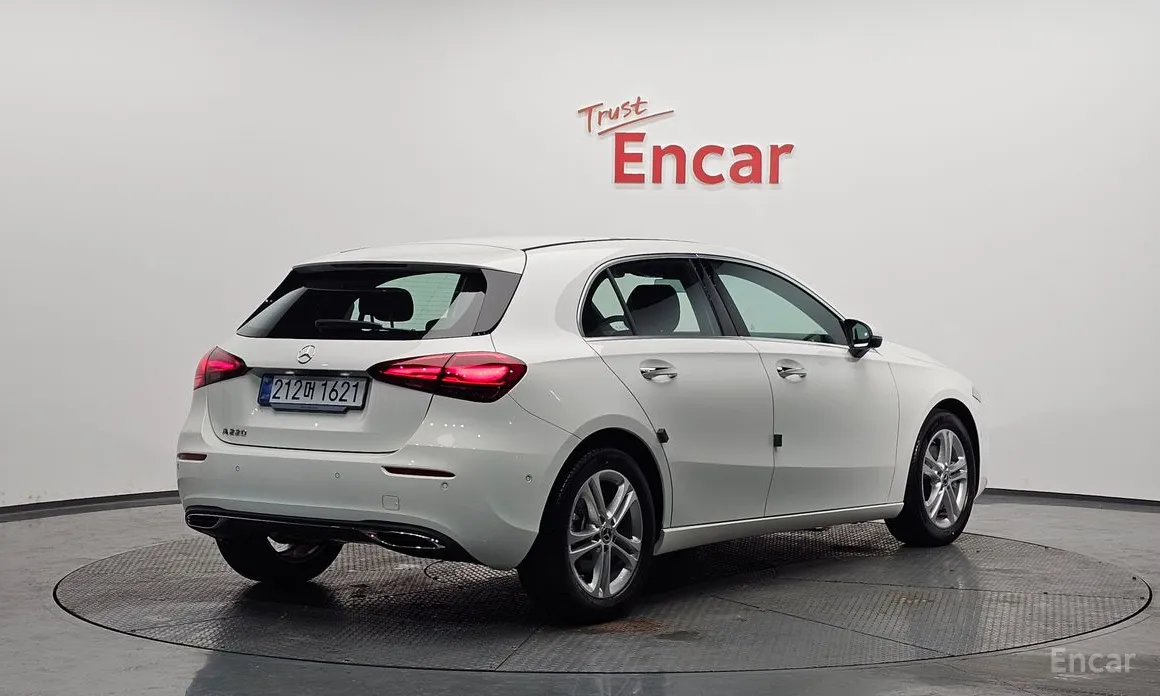 Фото 2 - Mercedes-Benz A-Class