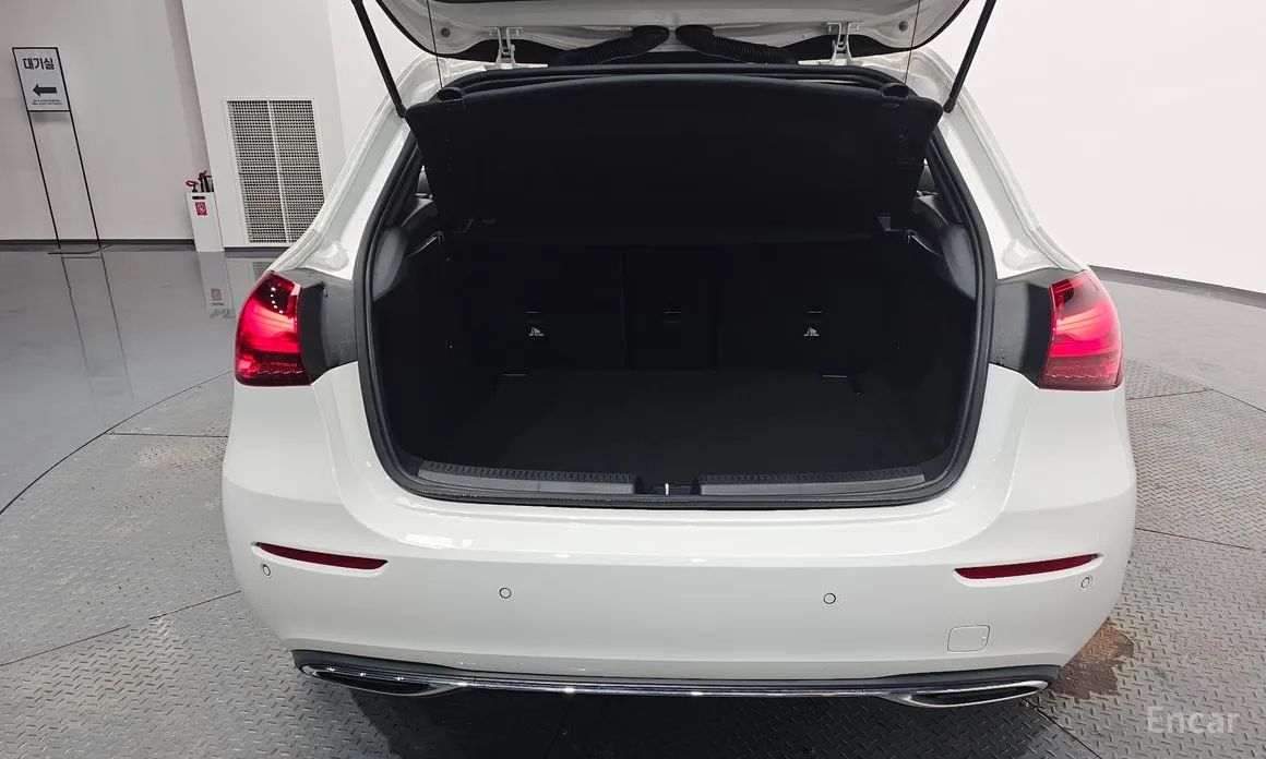 Фото 20 - Mercedes-Benz A-Class