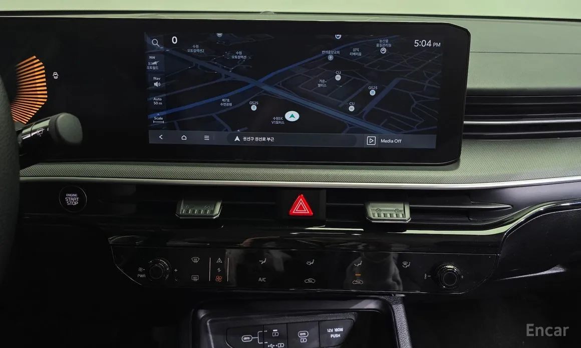 Фото 14 - Kia K5