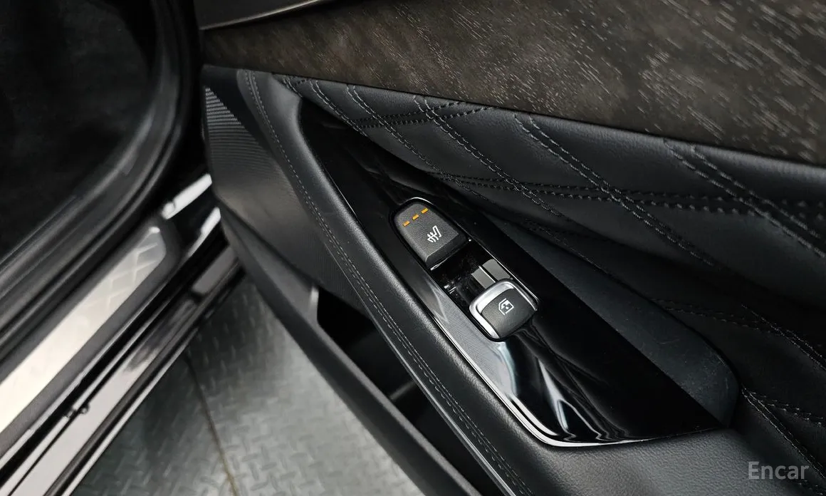 Фото 19 - Kia K8