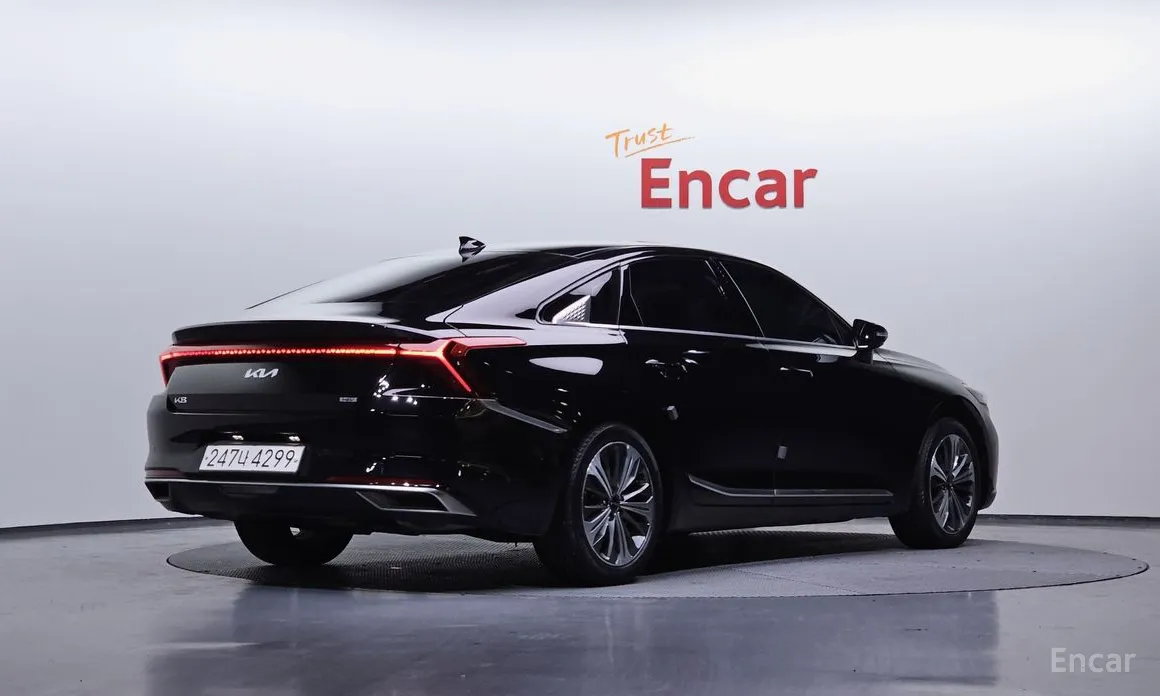 Фото 2 - Kia K8