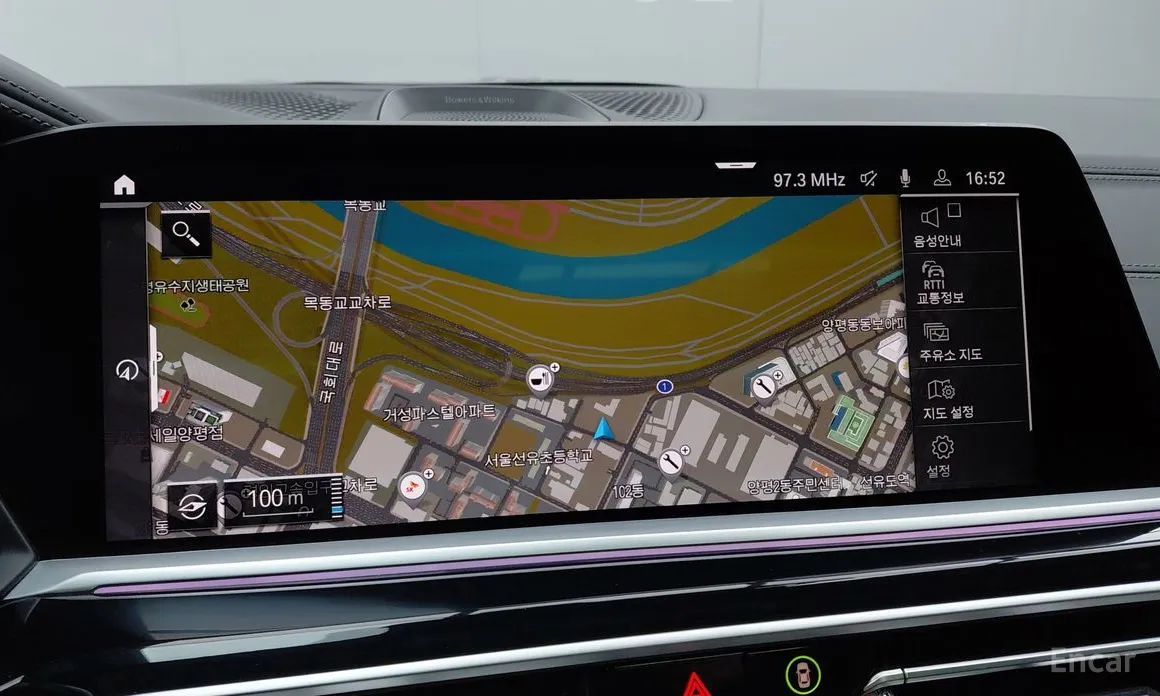 Фото 18 - BMW X7