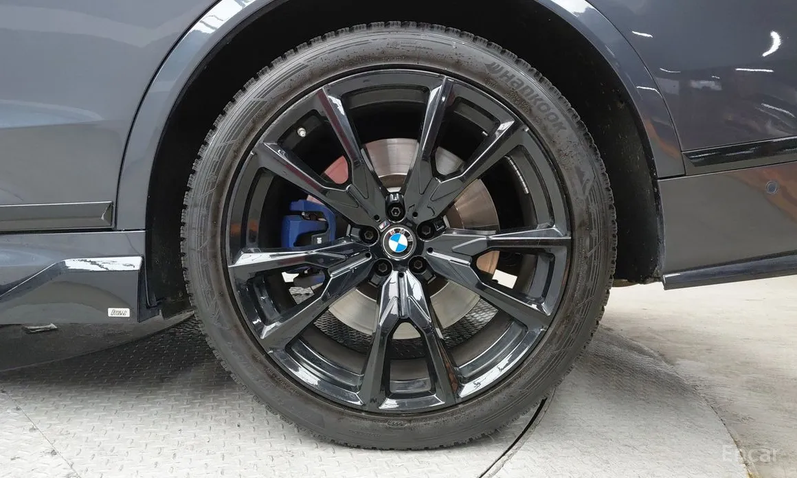 Фото 6 - BMW X7